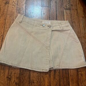 Tommy Hilfiger khaki corduroy mini skirt size 9